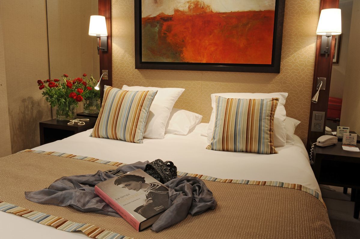 Hotel Folkestone Opera Paris - Zimmer